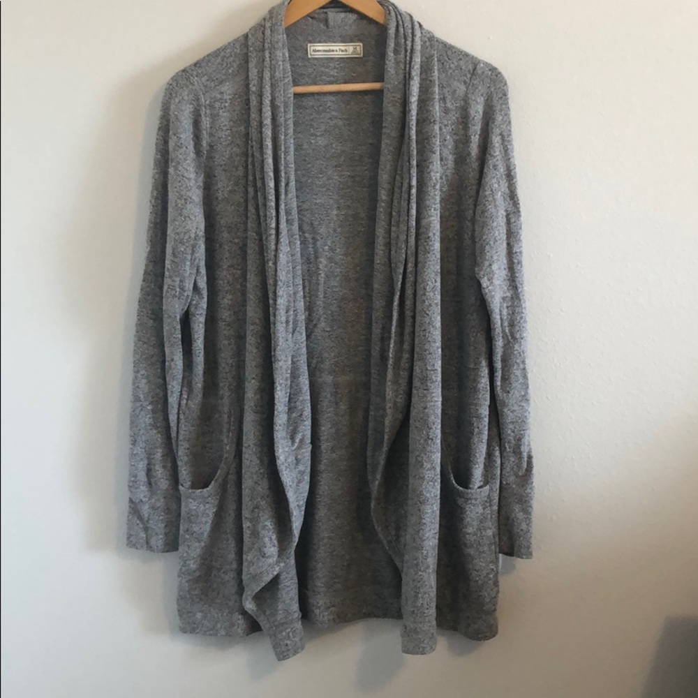 Abercrombie & Fitch heather gray soft cardigan
